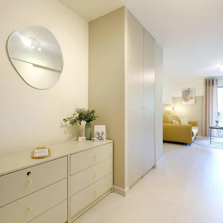 Renove, 5mn Plage, Terrasse, Clim, Velos سانت-ماندرييه-سور-مير