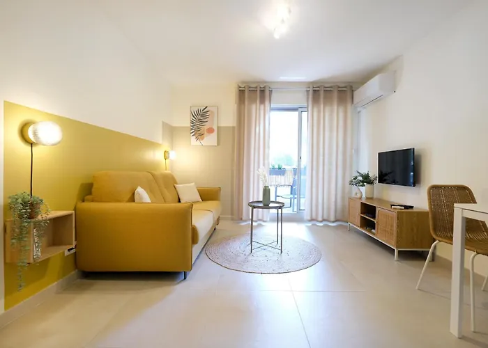 Apartamento Rénové, 5mn Plage, Terrasse, Clim, Vélos Saint-Mandrier-sur-Mer